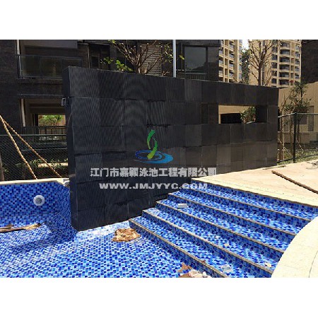 新會(huì )雍翠峰